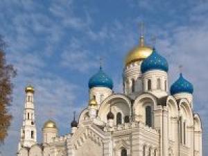 Сонник: церковь. К чему снится церковь? Что предвещает сон про церковь? К чему снится купол по соннику К чему снится храм с золотыми куполами